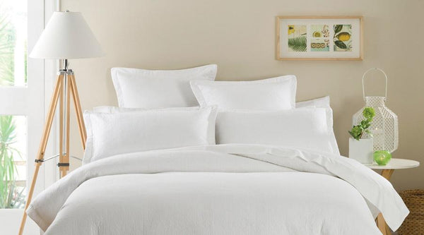 White Queen Size Luxury Egyptian Cotton Quilt Cover & Pillowcases